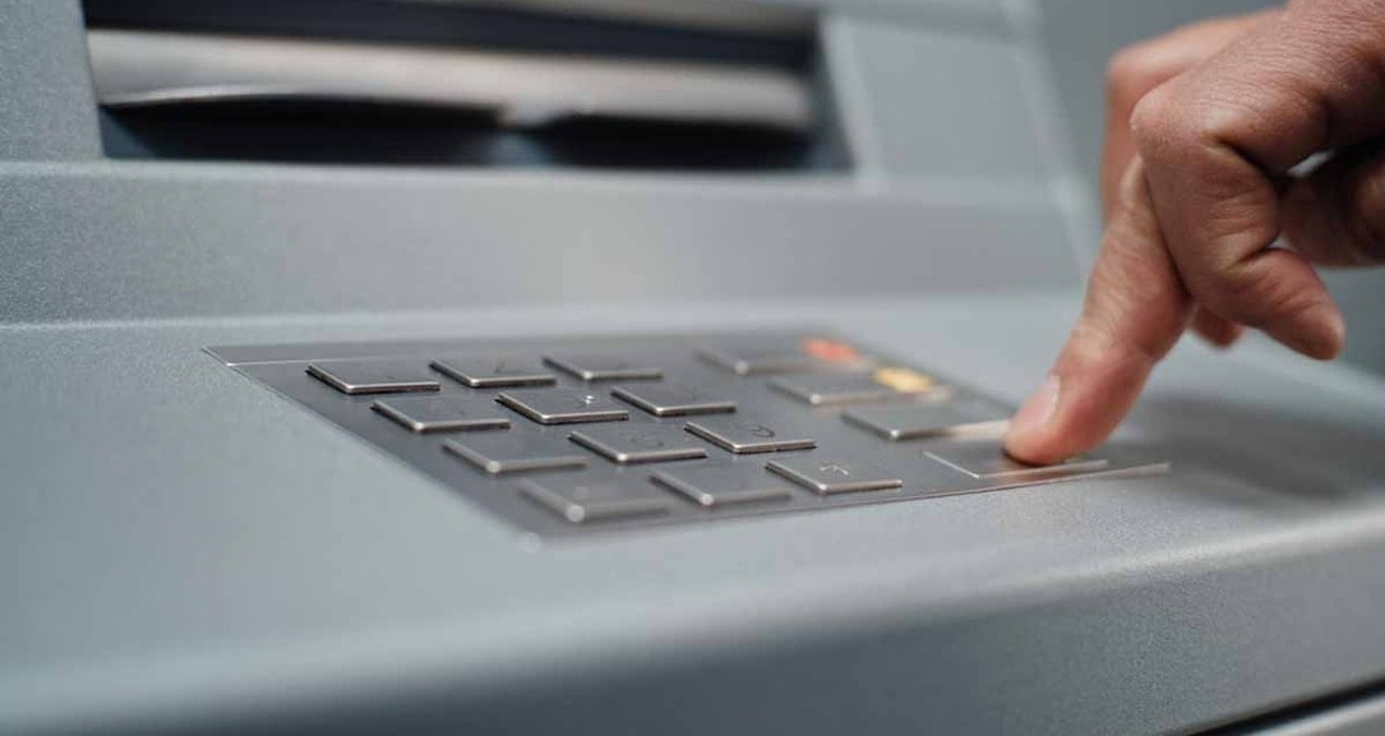 Bankalar Neden Müşterilerine Nakit Para Çekme Tavsiyesinde Bulunuyor?